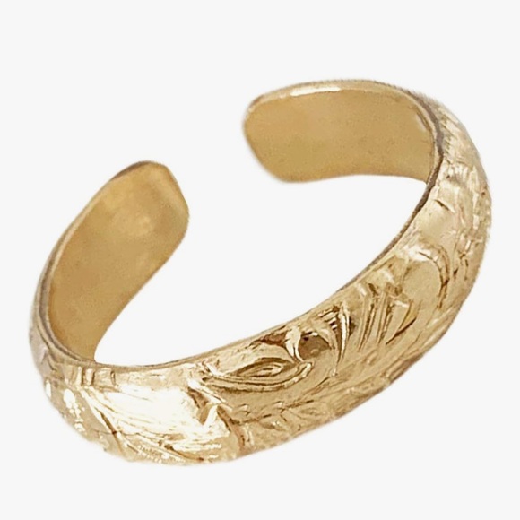 14 K Gold filled adjustable ring with texture design - Picture 1 of 3